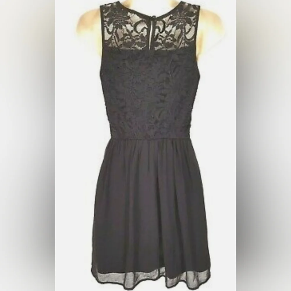 Lily Rose Women's Black Lace Mini-Flare Party Dress, size small - Picture 2 of 9